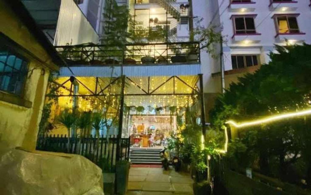 Gold Night Hotel Đà Lạt Extérieur photo