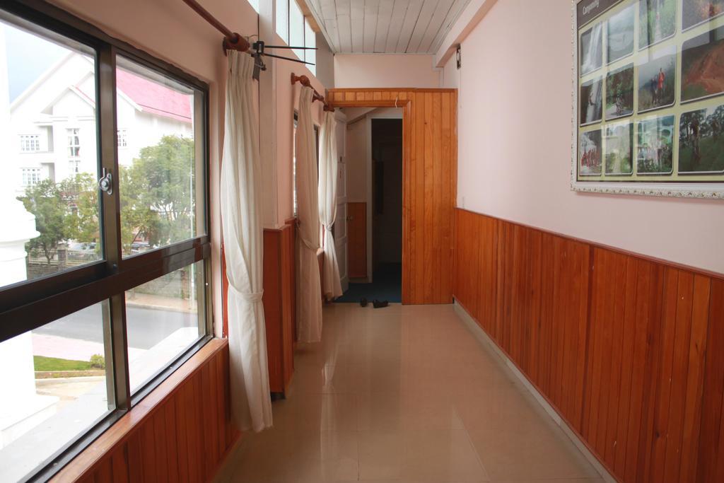 Gold Night Hotel Đà Lạt Extérieur photo